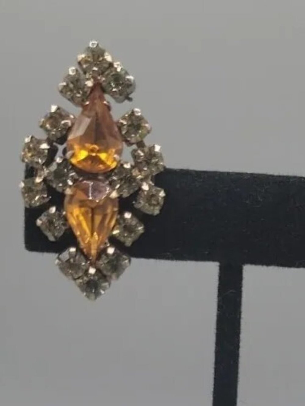 Vintage Clip-On Earrings Amber Gold Rhinestone Diamond Shaped Huge Sparkle - Picture 2 of 12